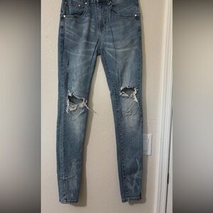 Men’s Kollar Destroyed Knee Skinny Jeans. Size 30. Mid Wash